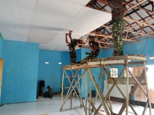 Perehaban Mushola Darul Istiqomah oleh TMMD Ke-129 untuk Pemanfaatan Warga Desa Tamban Bangun
