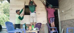 Demmang (30) Jadi Penerima Manfaat Perbaikan Rumah oleh TMMD Kodim 1407/Bone di Desa Patukku